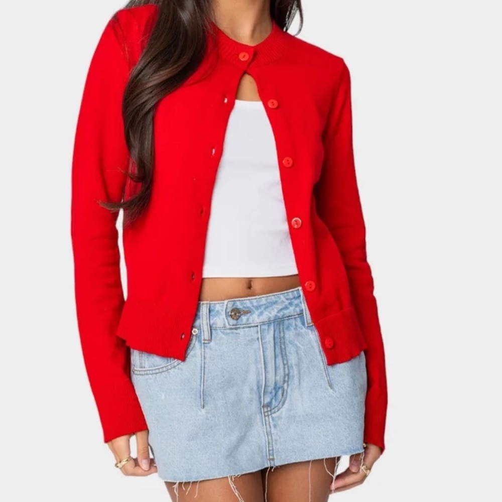 Red cardigan ❤️